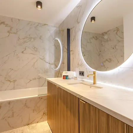 Apartment Modern Design Flat With A Stunning View Over